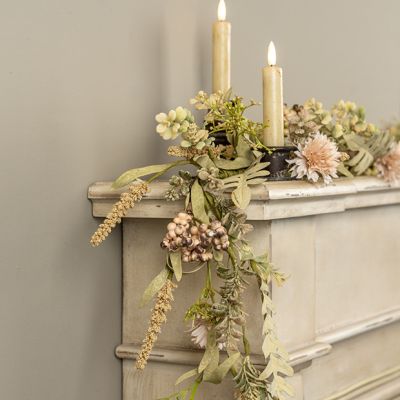 Heirloom Cottage Decorative Botanical Garland