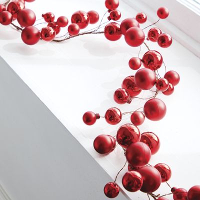 Holiday Ball Garland