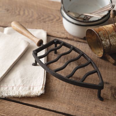 Iron Press Trivet With Handle