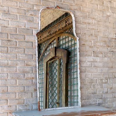 Keyhole Shape Wall Mirror