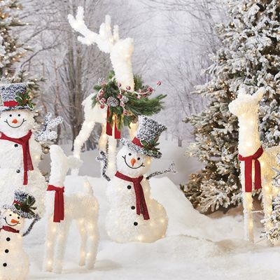 Lighted Holiday Deer