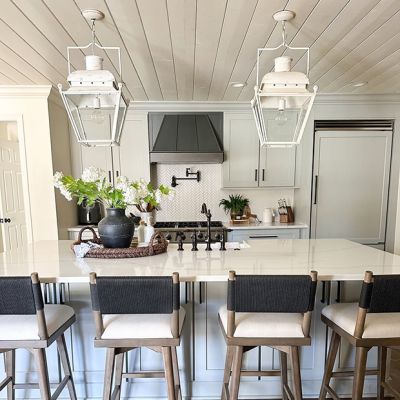 Metal Lantern Style Light