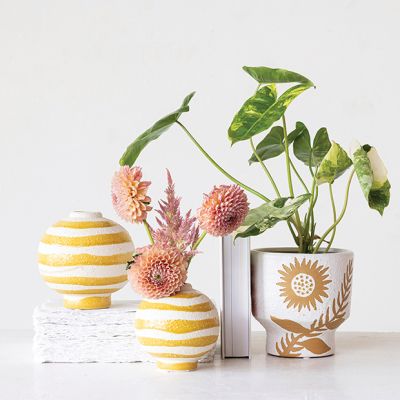 Modern Stripe Round Stoneware Vase