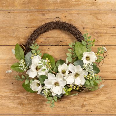 Natural Accents Magnolia and Berry Wreath