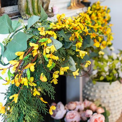 Natural Accents Yellow Forsythia Garland