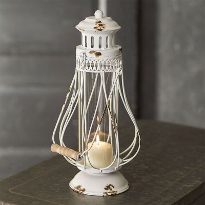 Old Towne Lantern With Glass Chimney