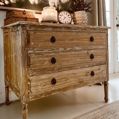 Old World Charm 3 Drawer Chest