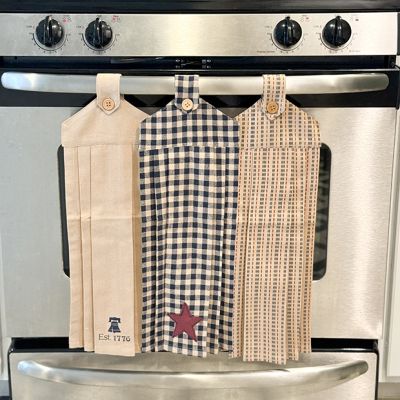 Patriotic Button Loop Hanging Towel Set of 3