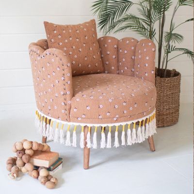 Petal Fringe Circle Chair with Pillow | SHIPS FREE