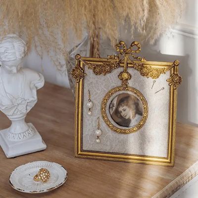 Photo Frame Cushioned Earring Holder
