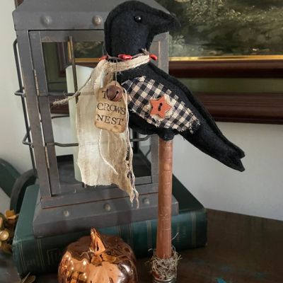 Primitive Black Crow On Spindle Stand