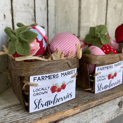 Printed Fabric Strawberries Set of 5 In Berry Box