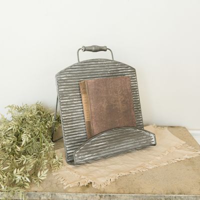 Ribbed Metal Book Stand With Handle