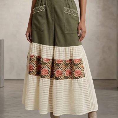 Rose Print Ruffled Bottom Pants with Pockets