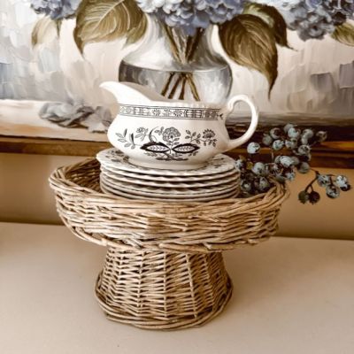 Round Willow Basket Pedestal Riser