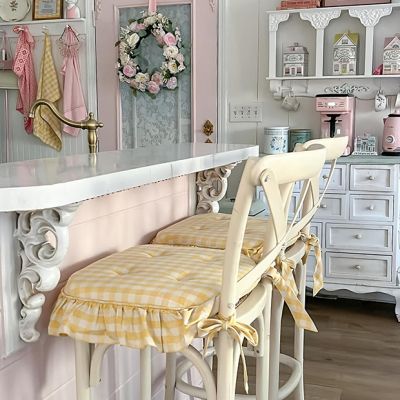 Ruffled Golden Honey Check Seat Cushion