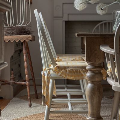 Ruffled Golden Honey Check Seat Cushion