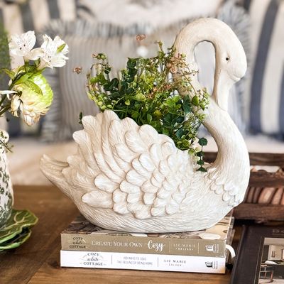 Rustic Goose Planter Looking Down