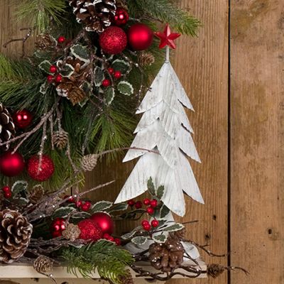 Rustic Metal Holiday Tree