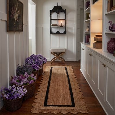 Scalloped Jute Natural/Black Area Rug