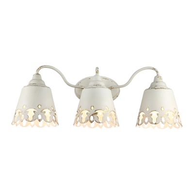 Scalloped Metal 3 Light Vanity Sconce