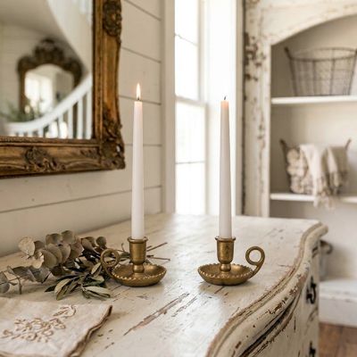 Simple Elegance Gold Taper Holder