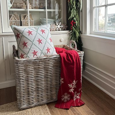 Snowflake Accent Reversible Cotton Throw