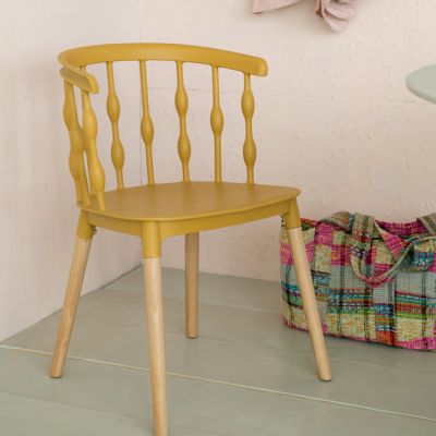 Spindle Back Shaker Style Dining Chair