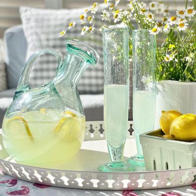 Tilted Wine Decanter With Ice Pocket