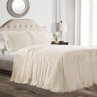 Traditional Elegance Bedding Set