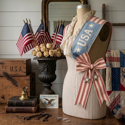 USA Wreath Sash