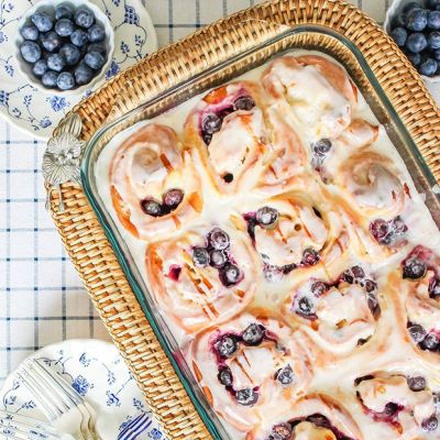 Vagabond House Orchid Rattan Casserole Basket with Dish