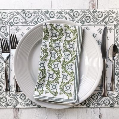 Villa Vaux Petit Gray Placemats Set of 4