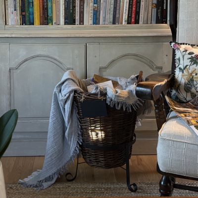 Willow Basket Planter with Metal Stand