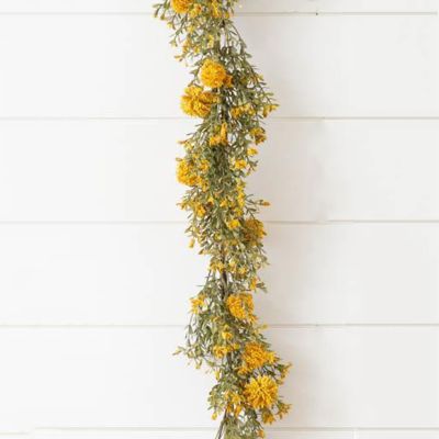 Yellow Billy Buttons Floral Garland