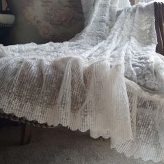 Elegant Lace Crochet Throw Blanket