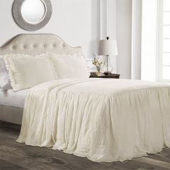 Elegant Ruffle Bedspread Set