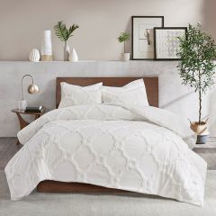 3 Piece Tufted Geometric Chenille Comforter Set