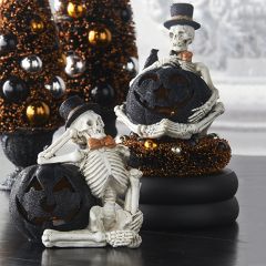 LED Pumpkin With Skeleton Figure Set of 4