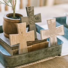 Floral Accents Tabletop Cross Set of 3