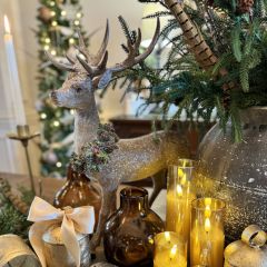 Glittered Standing and Sitting Deer with Wreath