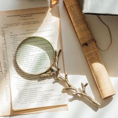 Gold Branch Magnifying Glass