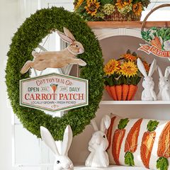 Lush Oval Cedar Wreath
