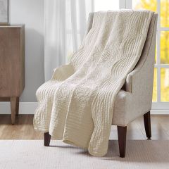 Neutral Scalloped Edge Quilted Throw Blanket