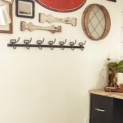 Numbered Wall Hook Rack