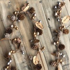 Pinecone and Berry Garland