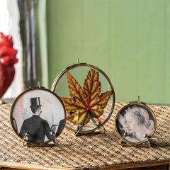 Round Botanist Display Frame With Stand Set of 3