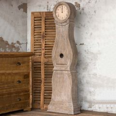 Rustic Country Mora Clock