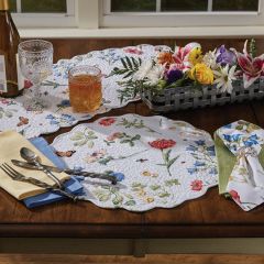 Scalloped Round Floral Placemat