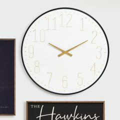 Simple Elegance Round Wall Clock